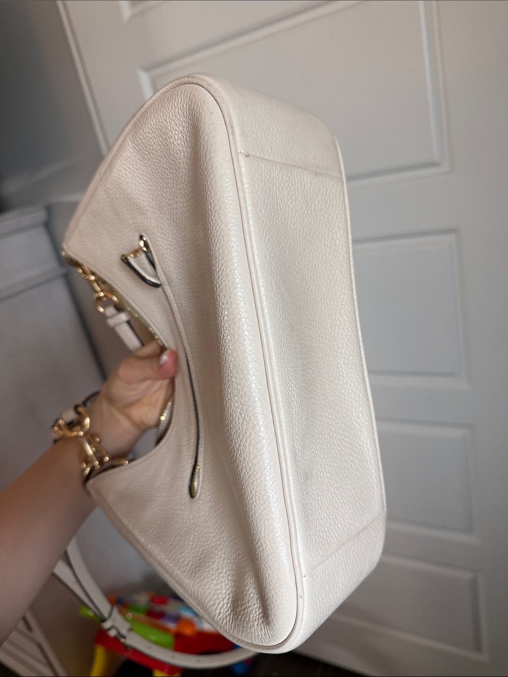 Coach Pebbled Leather Shoulder Bag in Chalk/Gold - Picture 9 of 9